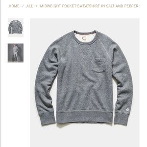 Todd Snyder X Champion Midweight Pocket Sweatshirt in Salt and Pepper